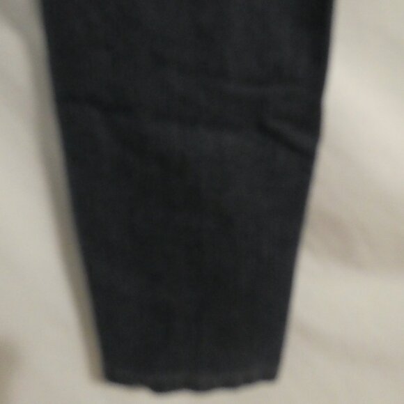 POINT ZERO JEANSWEAR | size 32 | Blue Denim Jeans | Made In Canada - Picture 15 of 16